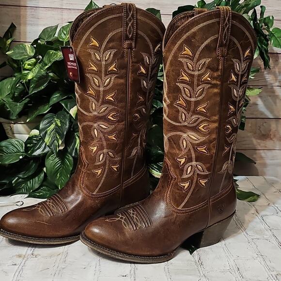 Ariat NWT Desert Holly Western Boots with Leaf Stitching 8.5 - Picture 3 of 15